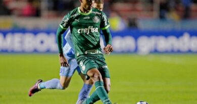 Sezon başında Leipzig'den kiraladığı Angelino'dan istediği verimi alamayan sarı-kırmızılılar, bu mevkiye takviye yapmayı planlıyor.