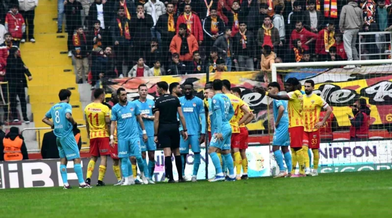 Kayserispor, evinde Sivasspor'a 3-1